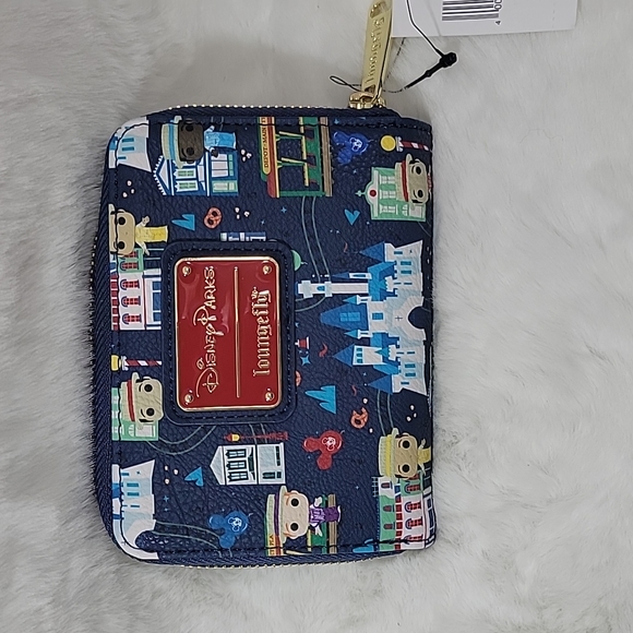 Dapper Dans Loungefly Wallet – Main Street U.S.A - Picture 1 of 5